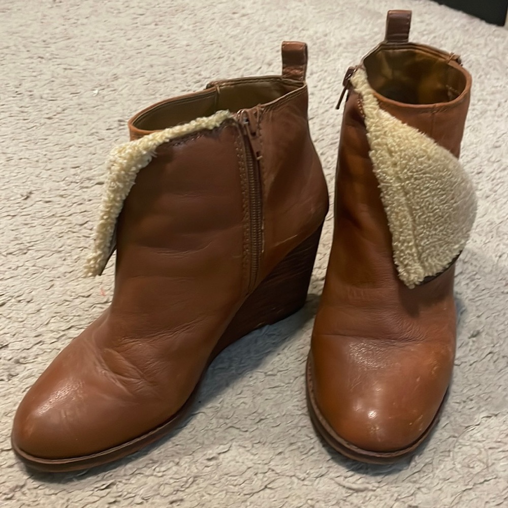 Lucky Brand Heeled Brown Booties
